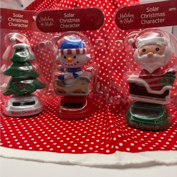 1047-APT Three Holiday Style Christmas Solar Characters Snowman, Santa, Tree New - Picture 2 of 9